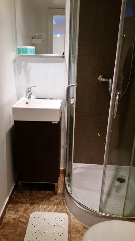 Shepherd'S Bush Flats London Room photo